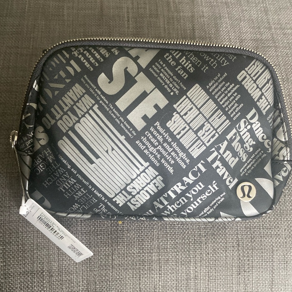 Lululemon belt bag